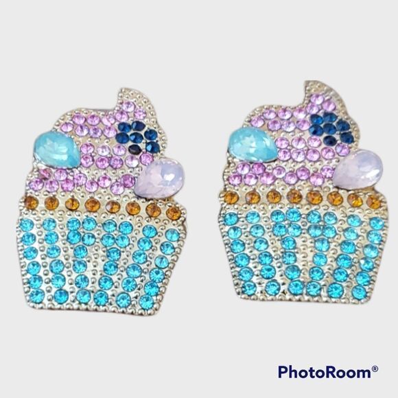 BLING CUPCAKE RHINESTONE EARRINGS - Picture 2 of 6